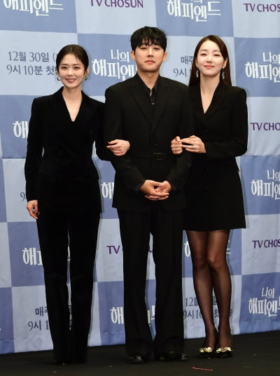 [TEN포토]장나라-손호준-소이현 '러블리 삼각관계?'
