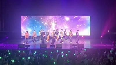 オメガエックス、初日ファンコンサート終了「良い音楽と舞台にお返事する」