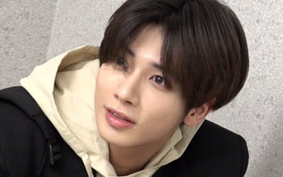トゥモローバイトゥゲザーテヒョン, 前世でウェブ小説の男主人公になった