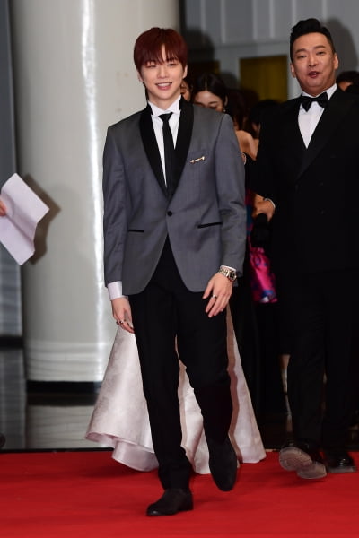 [TEN포토] 강다니엘 '완벽한 스튜핏'