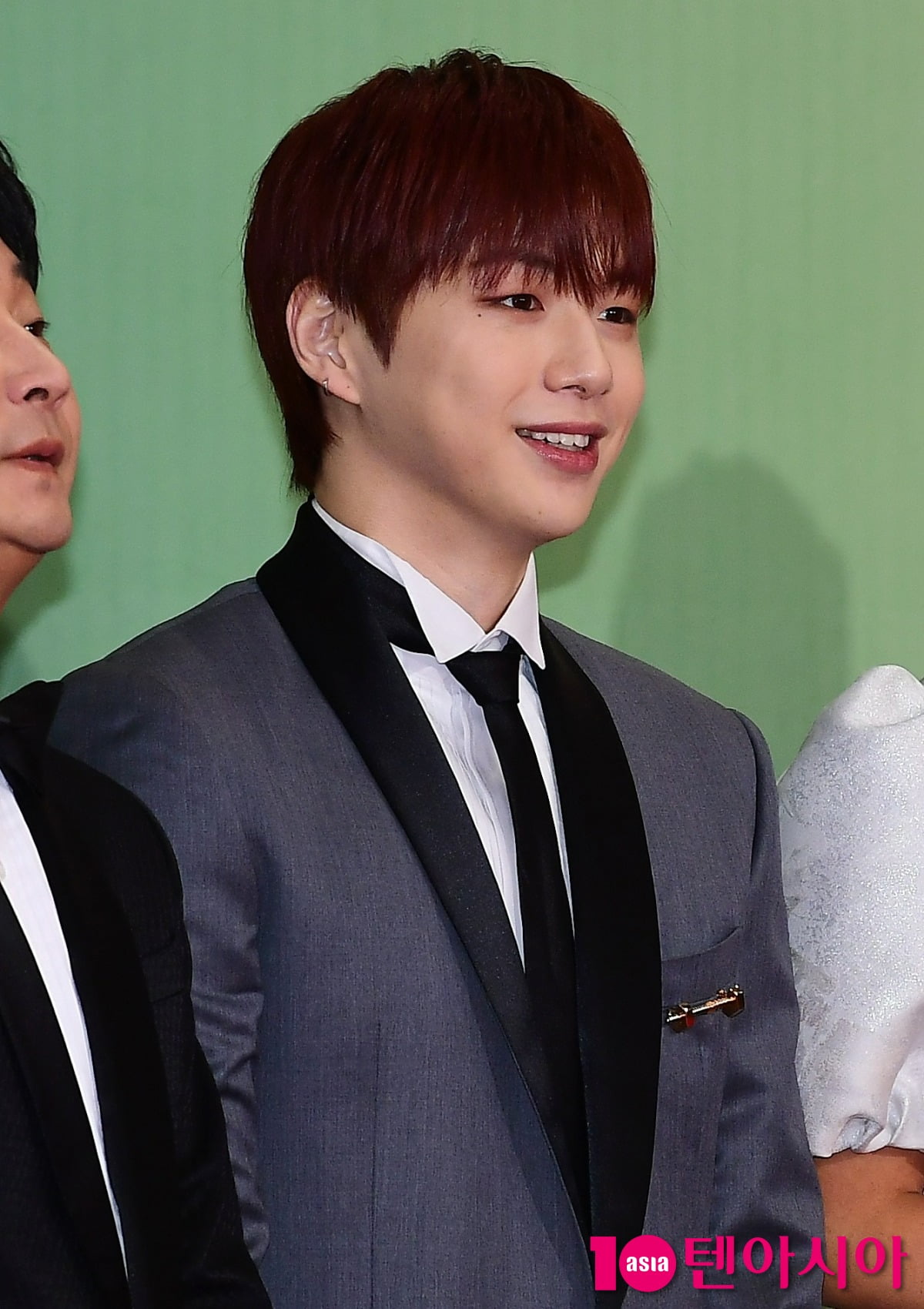 [TEN포토] 강다니엘 '스윗한 미소'