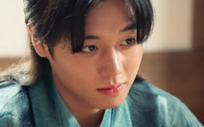 パク·ジフン、恋に落ち、また別の人格と恋敵