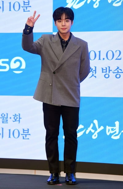 [TEN포토]박지훈 '1인 2역'