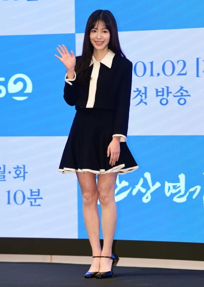 [TEN포토]지우 '맑은 인사'