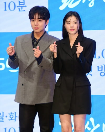 [TEN포토]박지훈-홍예지 '선남선녀'