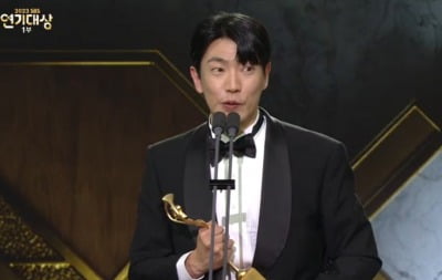 「浪漫ドクター3」·「模範タクシー2」コ·サンホ、ビョン·ジュンヒ、シーンスティラー賞