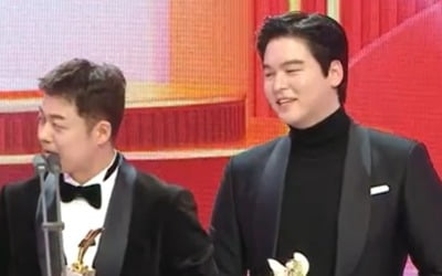 '팜유즈' 전현무·박나래·이장우, 베스트 팀워크상 "살 빼고 바디 프로필 찍을 것" [2023 MBC 연예대상]