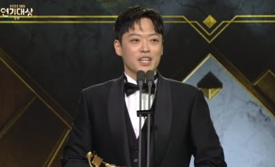 '마이데몬'×'트롤리' 정순원, 조연상 "아버지 편찮으신데, 늦기 전에 자랑거리 돼 벅차" [SBS 연기대상]
