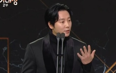 キム·ドンウク、ウェディング指輪捕捉「結婚するのが夢ではないと思う」
