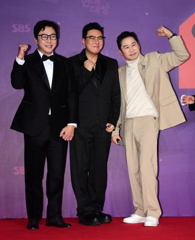 [TEN포토]탁재훈-이상민-신동엽 '연예대상 대상 후보들의 파이팅!'