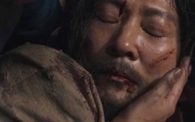 [종합] 최수종, 피투성이 된 채 쓰러졌다…아내 오열, 김준배 내통 끝끝내 함구 ('고려거란전쟁')