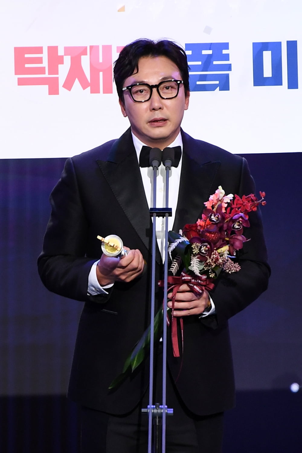 유재석 "정상 탈환하겠다"…'런닝맨' 올해의 프로그램 "지석진 빠른 복귀 가능" ('SBS 연예대상')