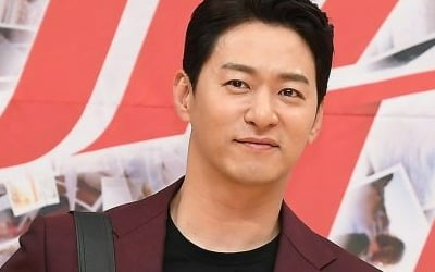 '사생활 논란' 주진모, 사랑꾼 이미지로 세탁…5년만 복귀에 쏠린 시선 [TEN피플]