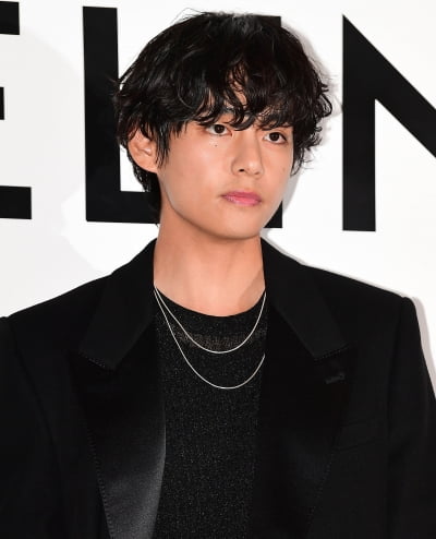 防弾少年団V、ソロアルバム準備中? 「一定確定後公開」