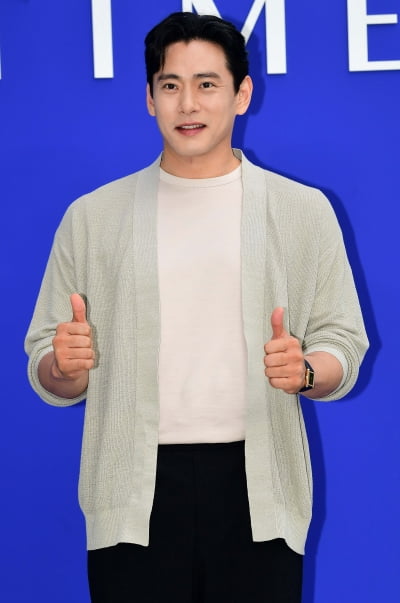 ユ・テオ、韓国俳優初の英アカデミー男優主演賞候補
