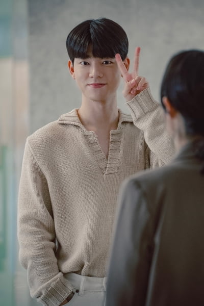 「奇跡の兄弟」ペ・ヒョンソン、ビジュアル自体がファンタジー