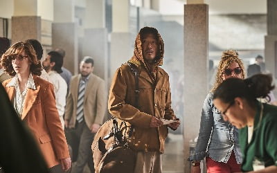 ハ·ジョンウXチュ·ジフン「非公式作戦」、うだるような熱気で熱いバーディームービー