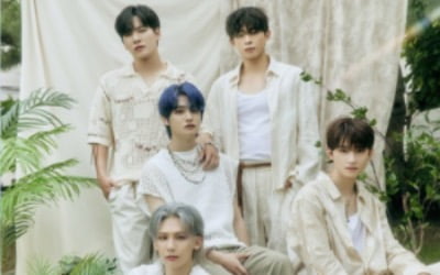 シード(XEED)、2ndミニアルバム「BLUE」コンセプトフォト公開