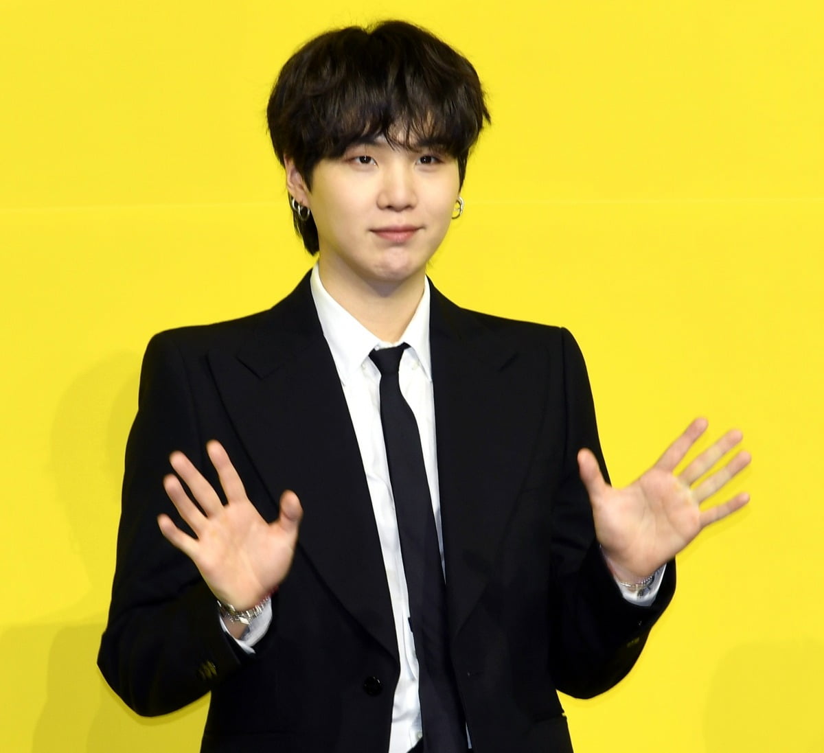 BTSシュガー、スポーティファイ歴代韓ソロ歌手最多ストリーミング快挙