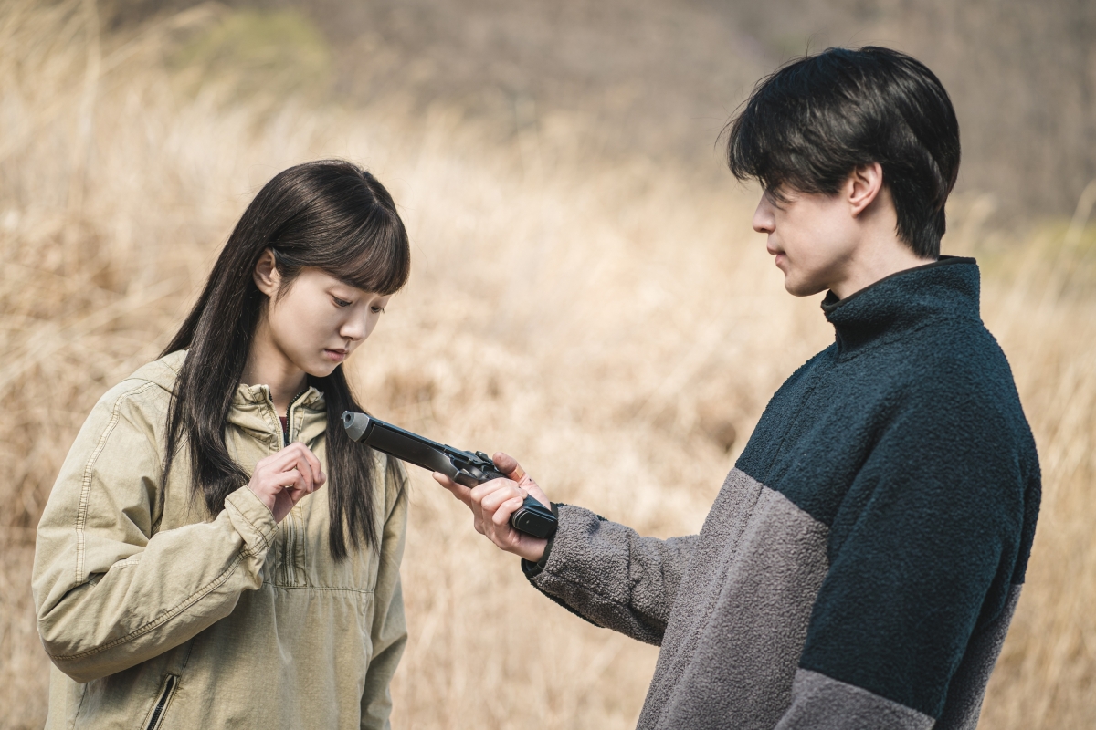 '킬러들의 쇼핑몰' 스틸컷. /사진제공=디즈니+