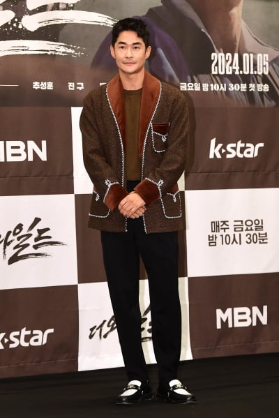 [TEN포토]배정남 '완벽한 패션센스'