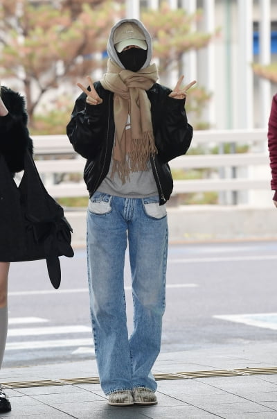 [TEN포토]아이브 안유진 '귀엽게 브이'
