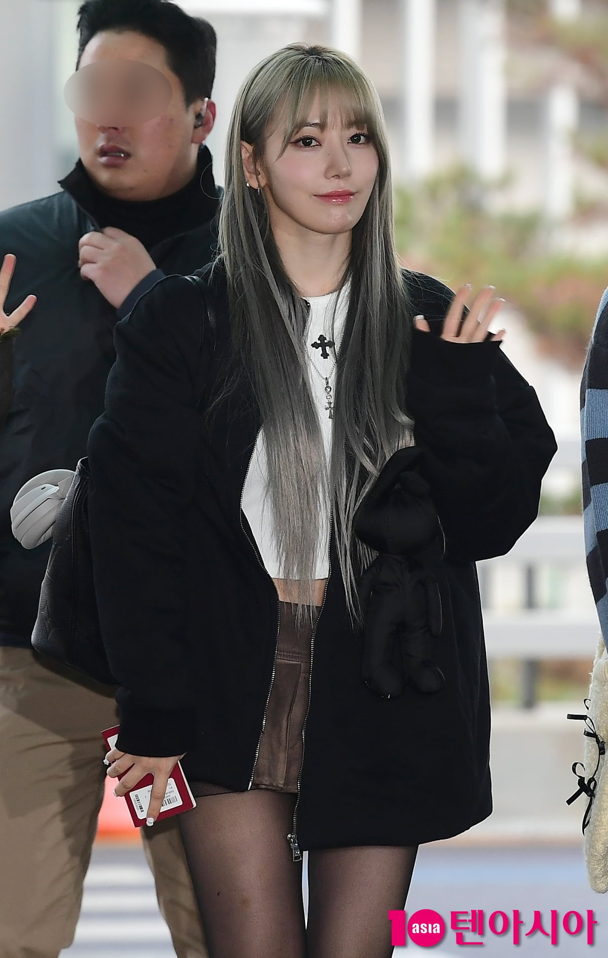 [TEN포토]르세라핌 사쿠라 '크롭톱으로 섹시하게'