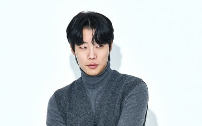 Ryu Jun-yeol "'Alienoid' 387-day long journey, I feel like I am letting go of the child I gave birth to" [Interview ③]