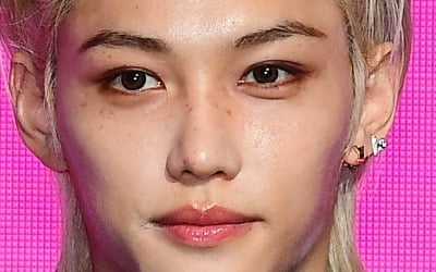 ストレイキッズフィリックス、1億寄付ユニセフアナスクラブ歴代最年少メンバー