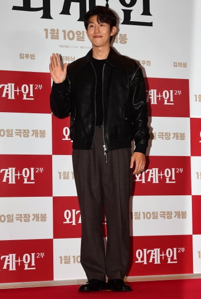 [TEN포토]강기영 '영화 보러 왔어요'