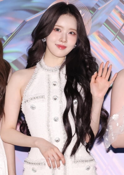 [TEN포토]스테이씨 시은 '웹툰 찢고 나온 인형'(골든디스크 어워즈)