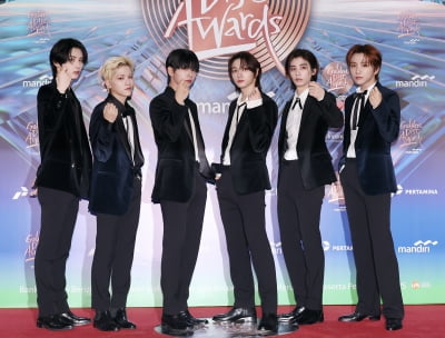 [TEN포토]보이넥스트도어 '옆집오빠들 인사'