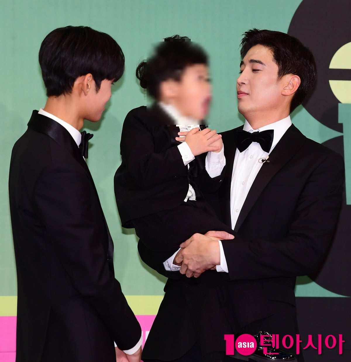 텐아시아 DB