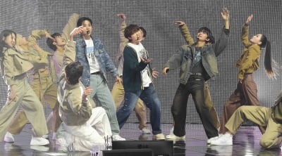 [TEN포토]B1A4 '군백기 끝낸 완전체'