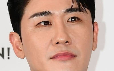영탁 팬클럽, 5000만 원 기부…사랑의열매 착한 팬클럽 가입