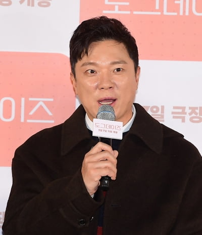 [TEN포토]정성화 '김윤진 선배의 그릇은 남달랐다'