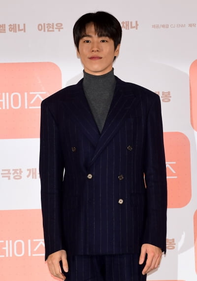 [TEN포토]이현우 '훈훈한 비주얼'