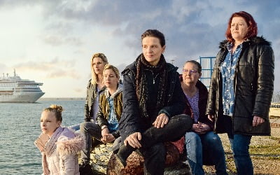 Juliette Binoche 'Between Two Worlds', another reality faced to find out the truth