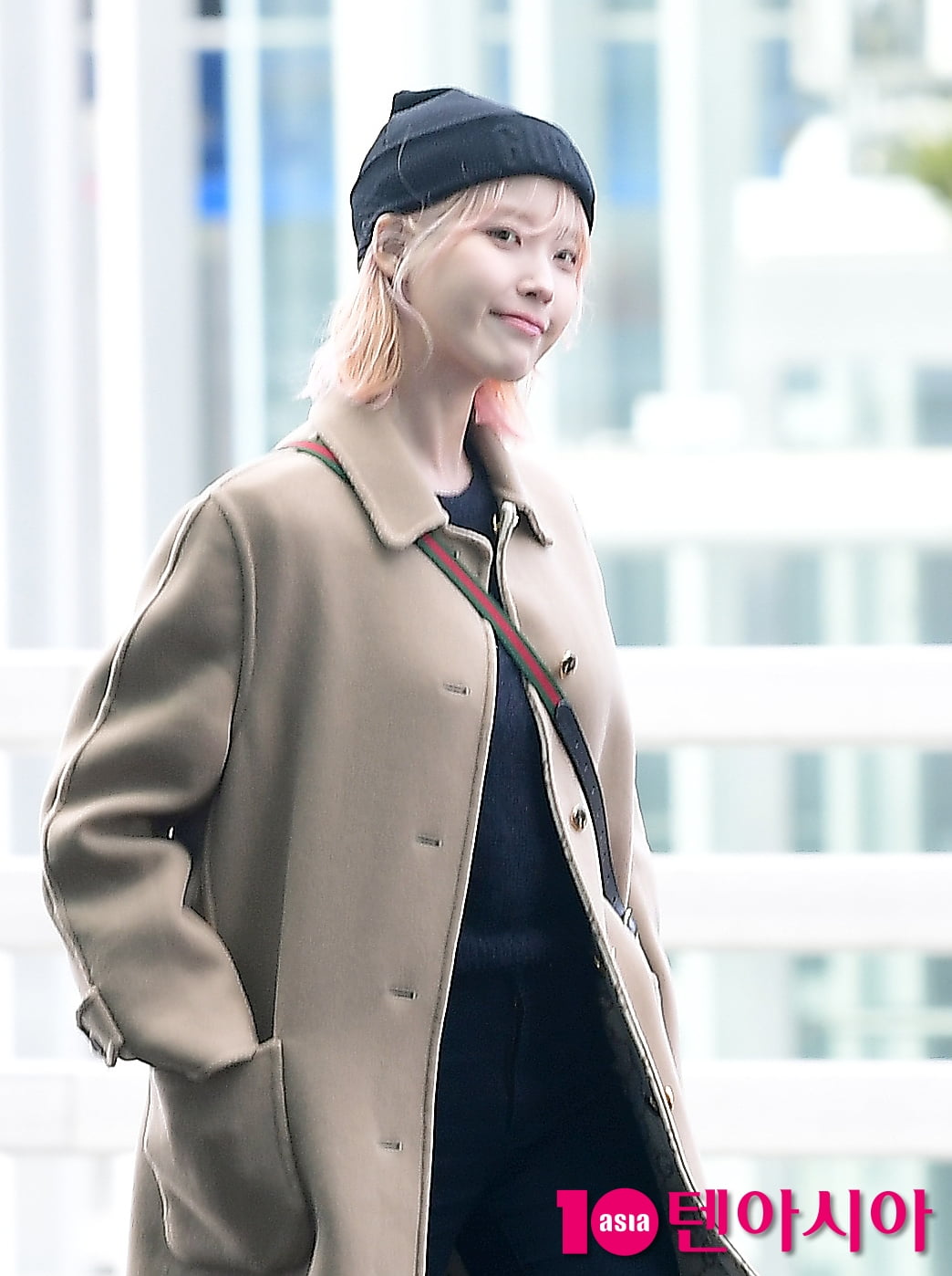 [TEN포토]아이유 '등장부터 파격적이야'