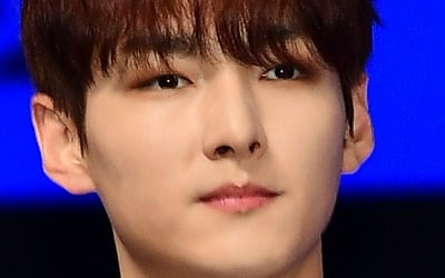SF9ジュホ、太陽と月のエンターテイメントで新しい出発