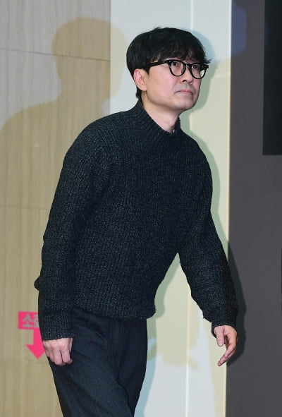 [TEN포토]장항준 감독 '고 이선균 배우의 죽음을 마주하는 문화예술인들의 요구 참석'