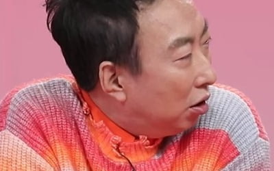 Park Myung-soo shows off his wealth, saying, “I rode around on R company's Rottweiler worth 300 million won.”