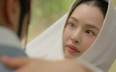 '코믹퀸' 이하늬 통했다…'밤에 피는 꽃' 시청률 고공행진