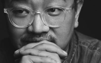 "근친상간, 쓰레기로 취급하진 말길" 연상호 감독 '선산', 파격 결말 이유 [TEN인터뷰]