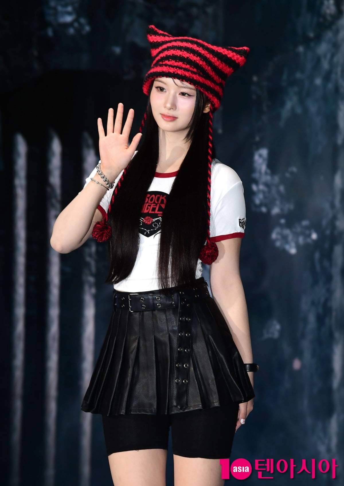 [TEN포토]엔믹스 설윤 '인사하는 인형'