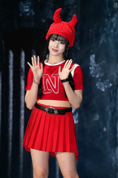 [TEN포토]엔믹스 지우 '빠져드는 귀여움'