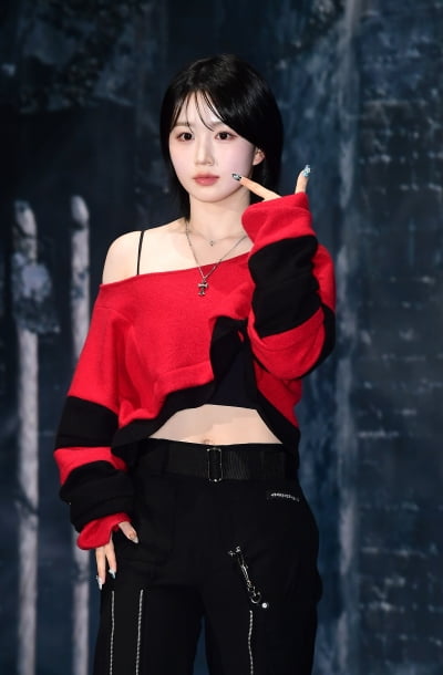 [TEN포토]엔믹스 해원 '어깨 드러낸 의상'