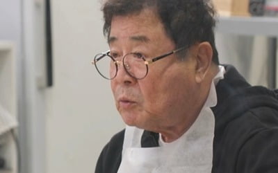 Baek Il-seop, who is isolated from his daughter, confesses, “I was a pants dad.”