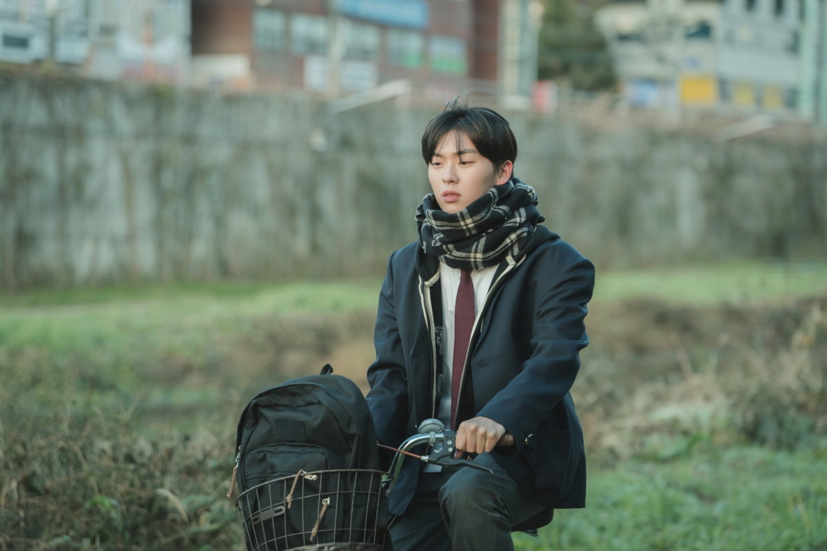 이하이 '그대가 해준 말' 스틸컷 배우 최현욱 . /사진 제공=골드메달리스트