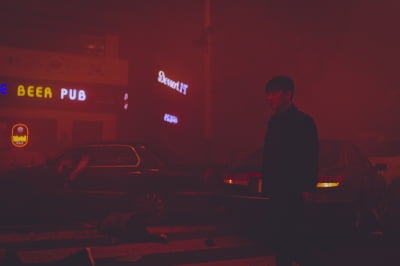 '외계+인' 2부, 8일 연속 1위…압도적인 스케일 명장면 셋